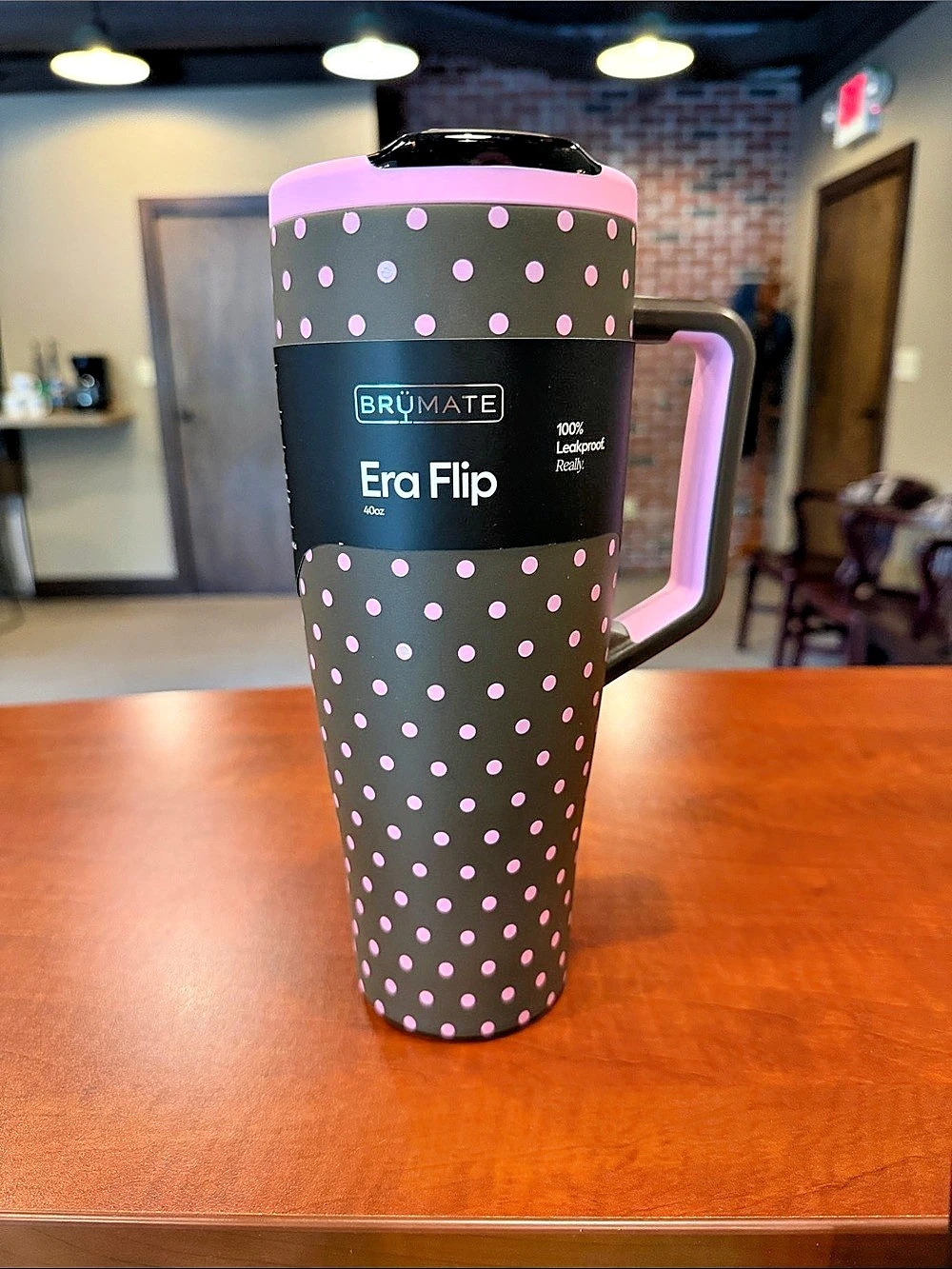 BrüMate Era Flip 40oz Tumbler - Mocha Dot Black & Pink